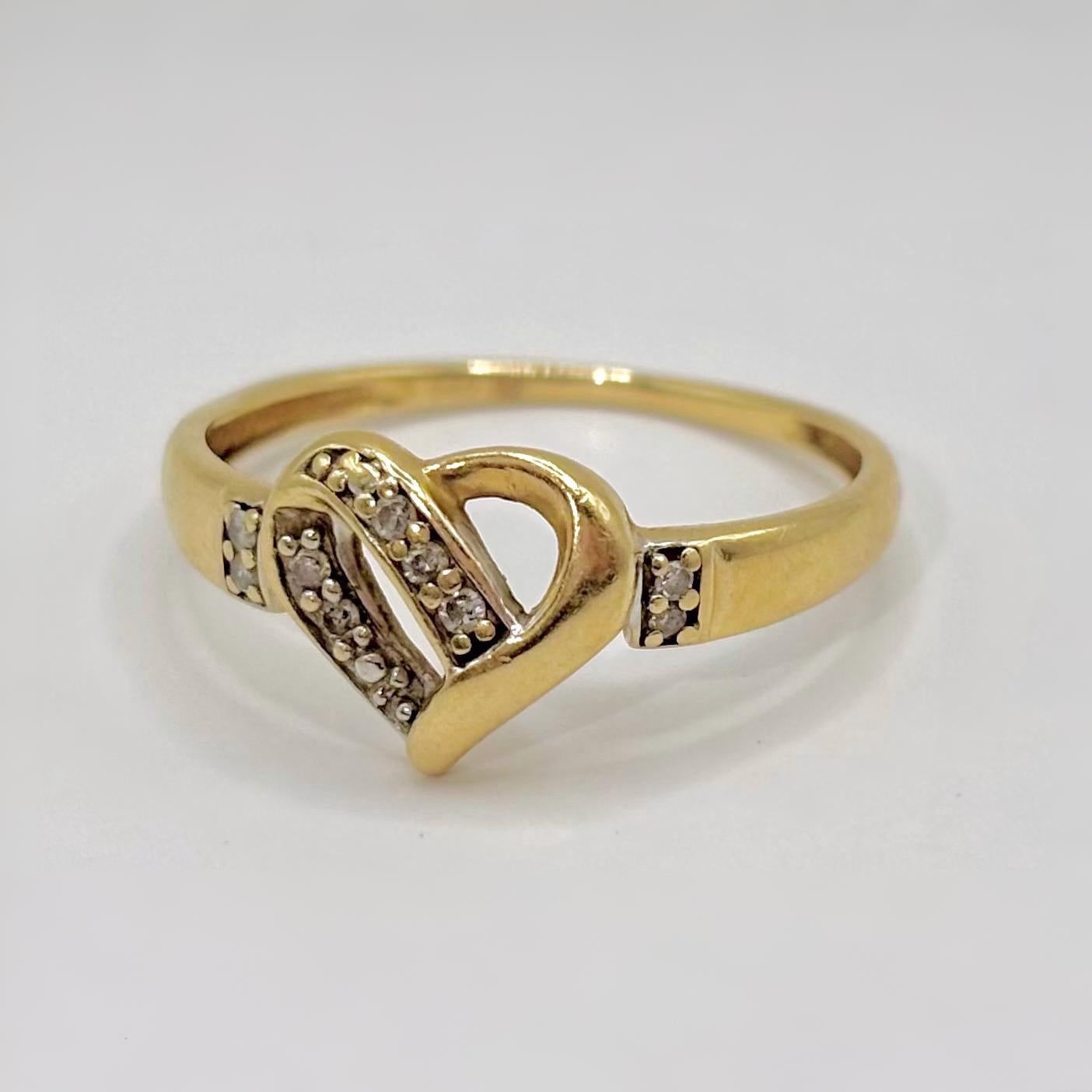 Vintage Gold Heart Shaped Ring with Diamonds