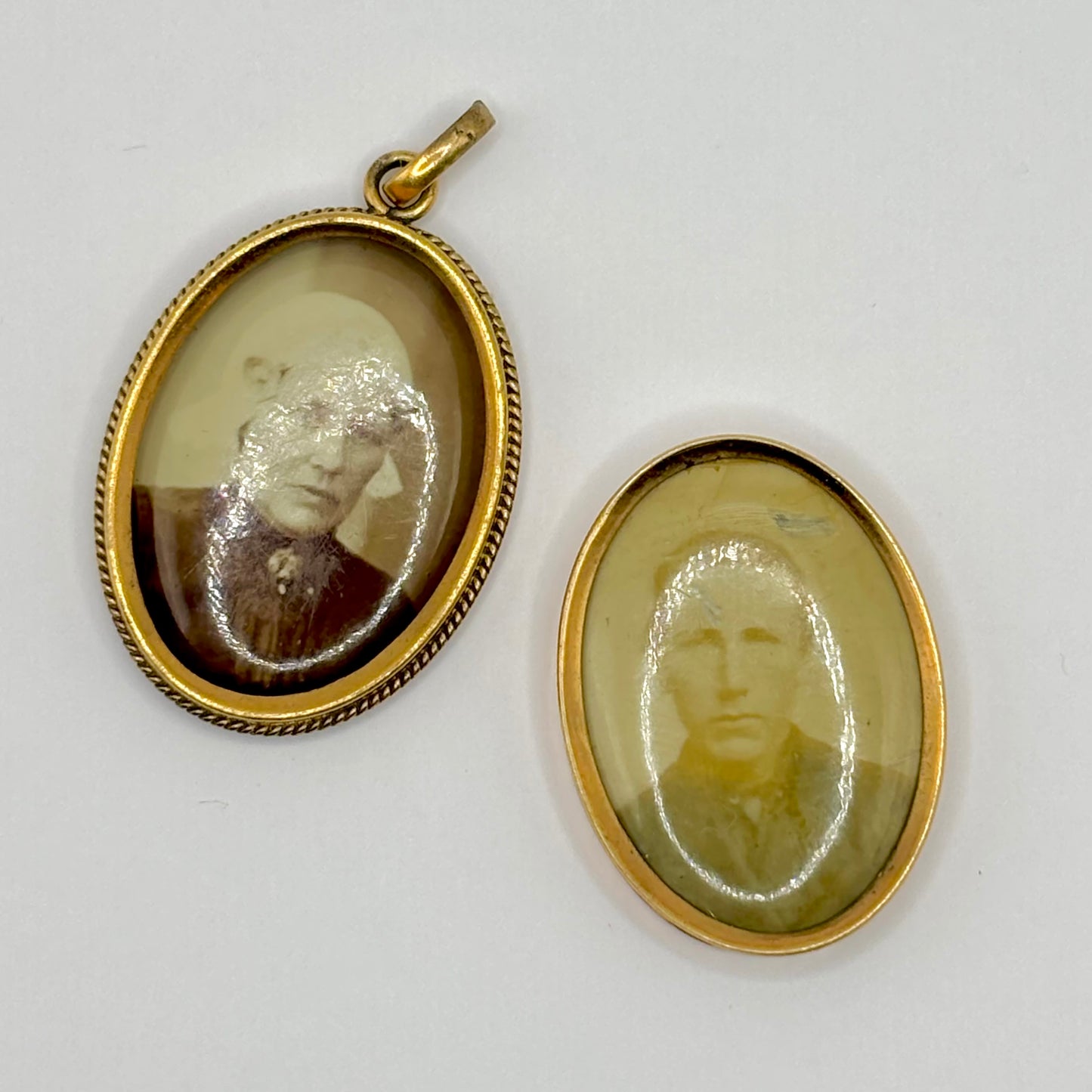 Antique Gold Portrait Locket