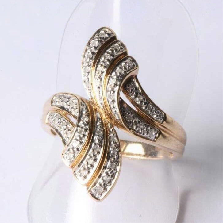 Vintage Gold Diamond Set Ring