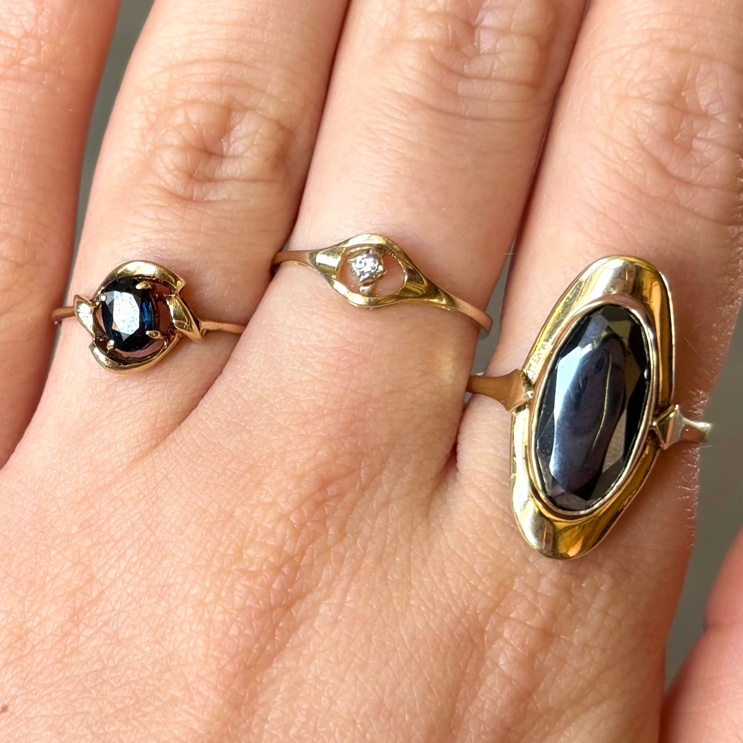Vintage Gold Ring with Oval Faceted Hematite