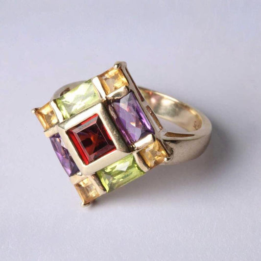 Vintage Gold Garnet Amethyst Peridot and Citrine Set Ring